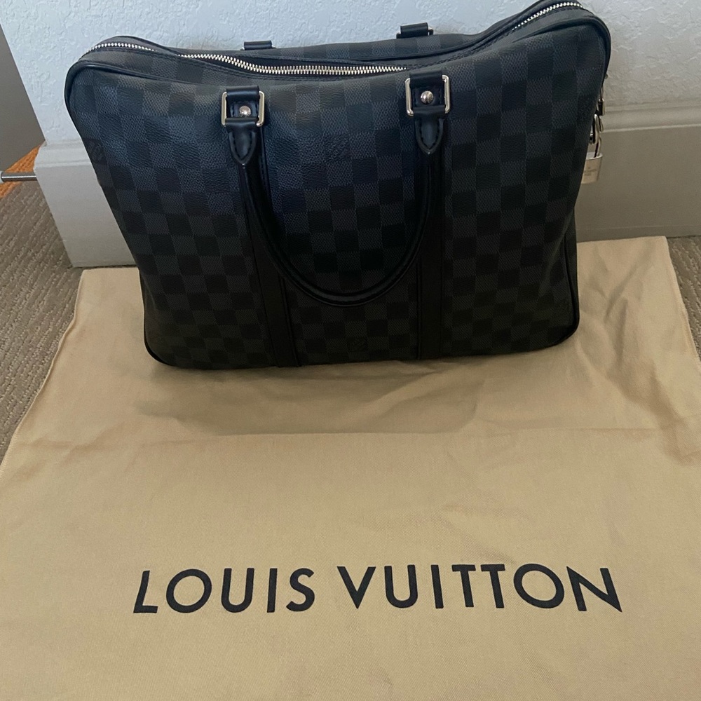 Louis Vuitton Porte Documents Brand new condition.